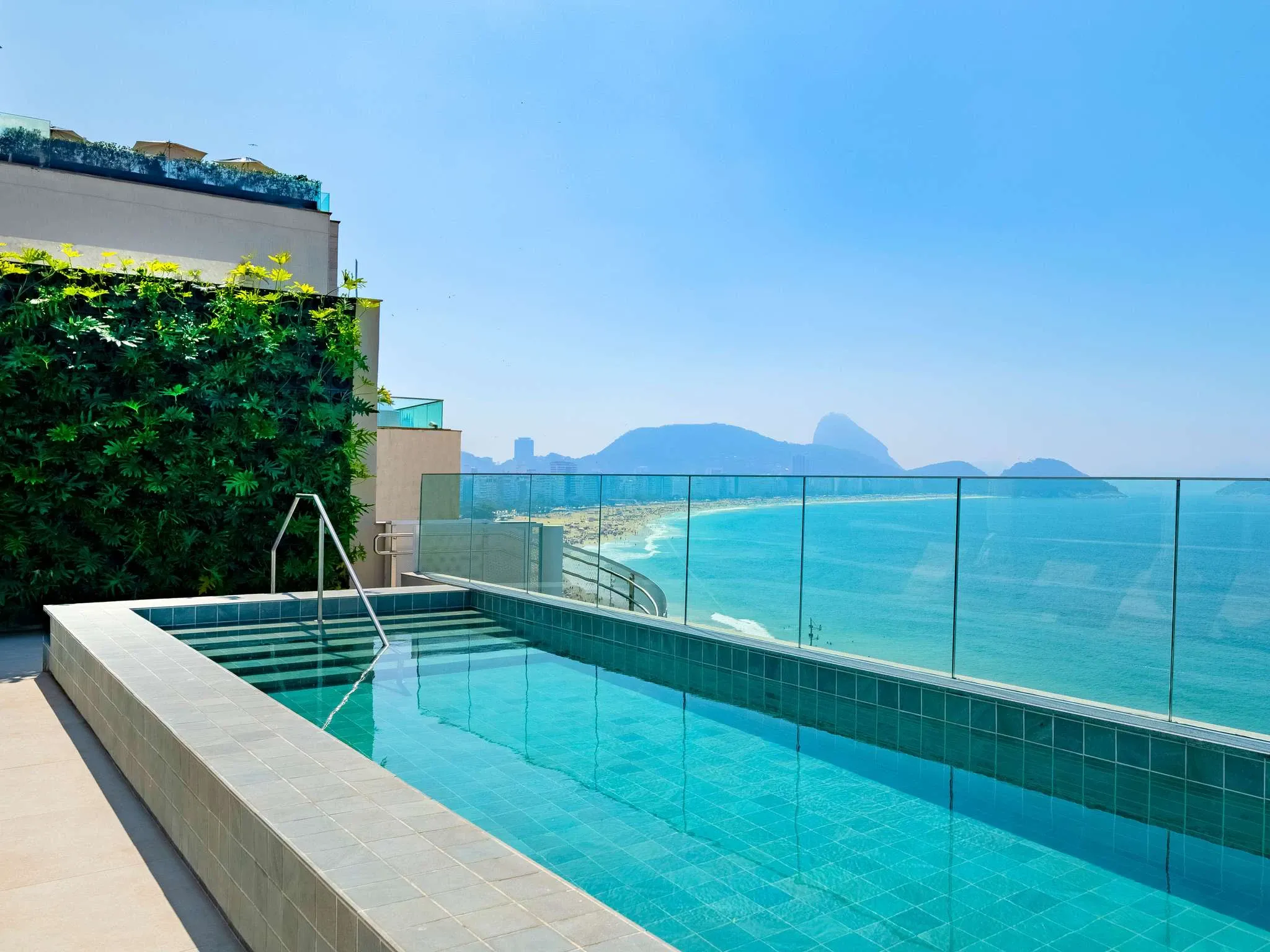Vizta, Grand Mercure Copacabana