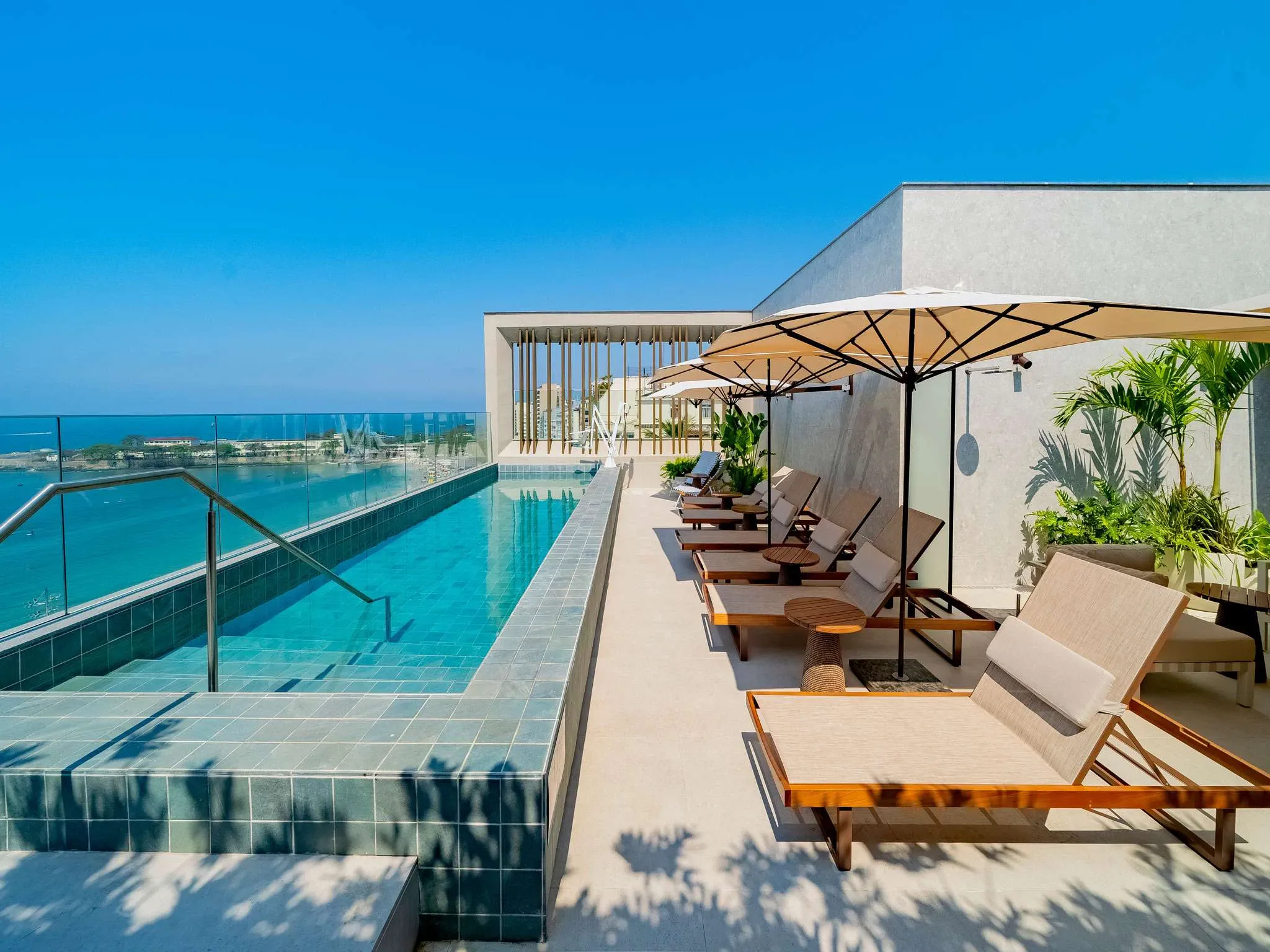 Vizta, Grand Mercure Copacabana
