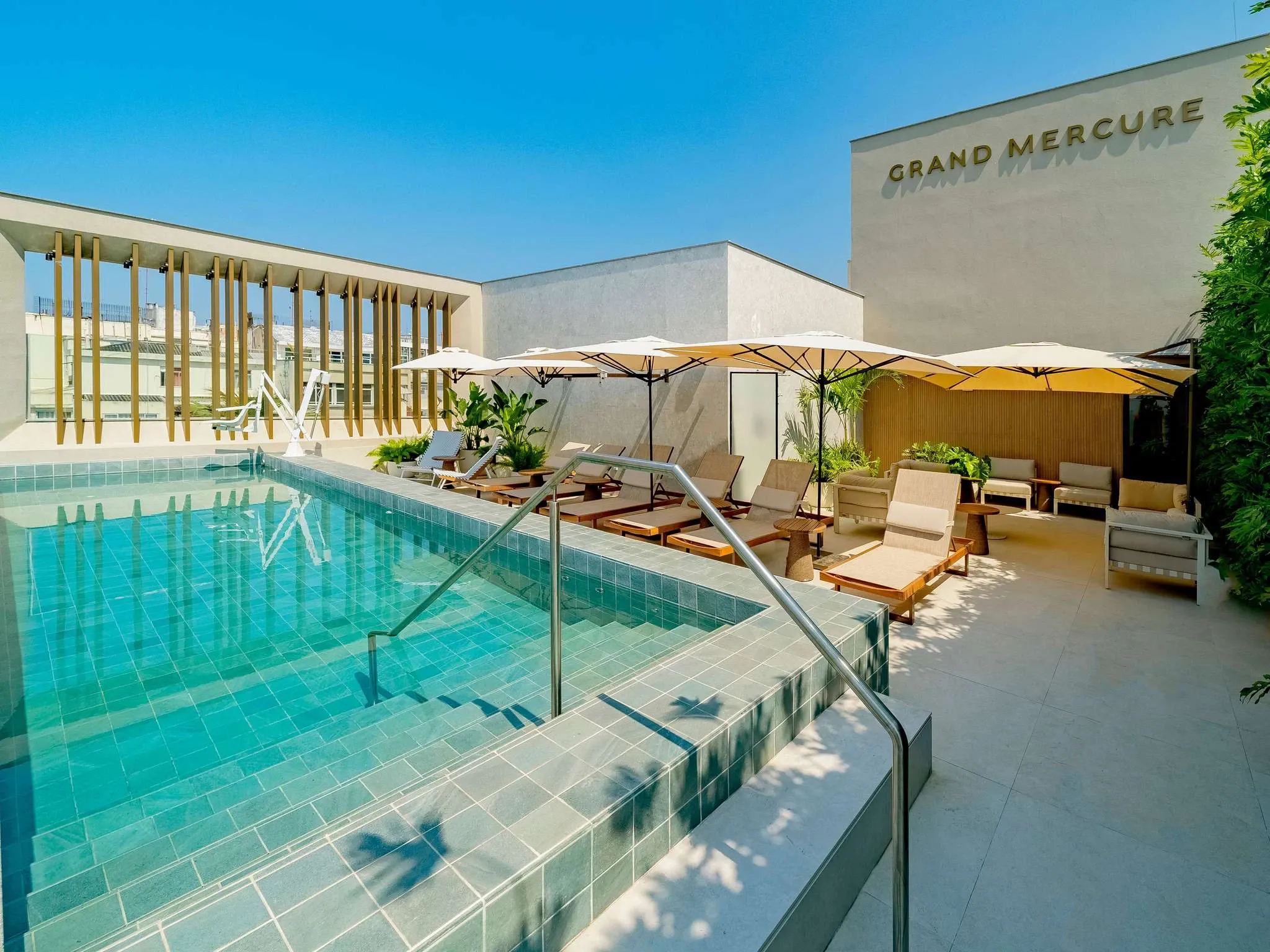 Vizta, Grand Mercure Copacabana