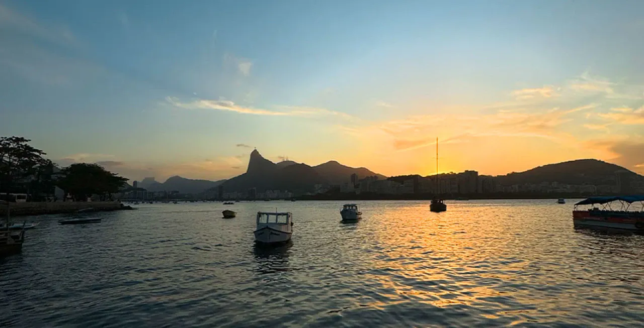 Flutuante Rio