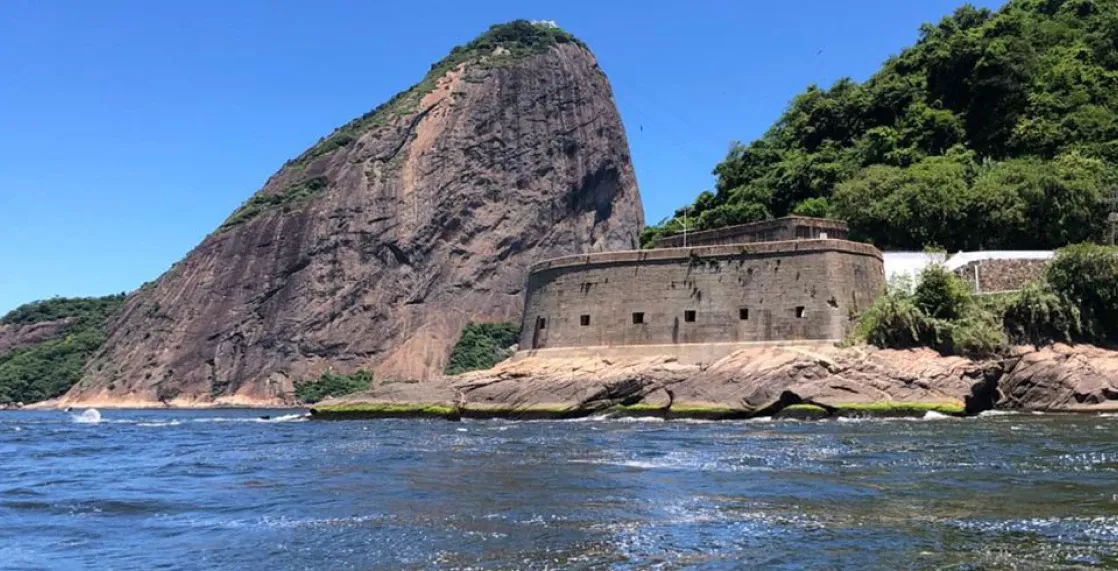 Flutuante Rio
