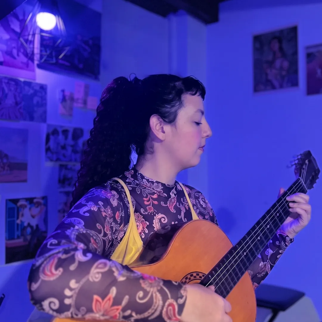 Three V’s — Voice, Guitar & Vic