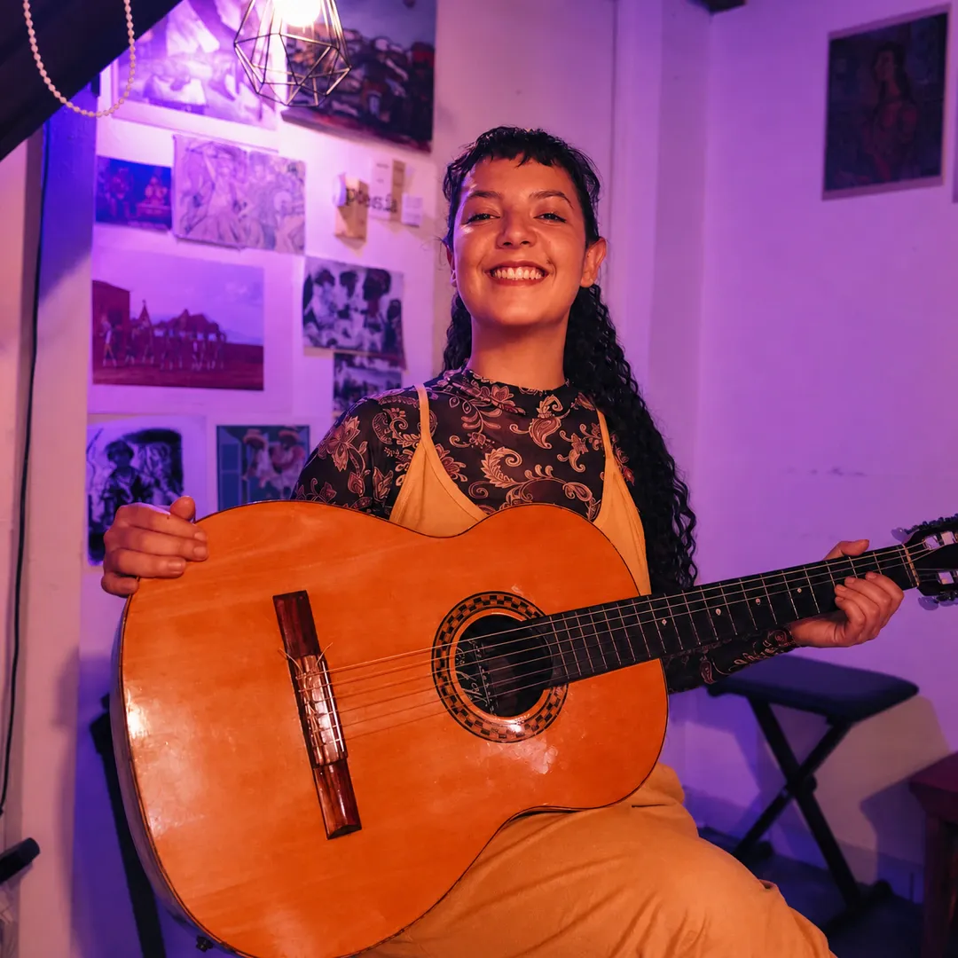 Three V’s — Voice, Guitar & Vic – Narayan Massage Therapies