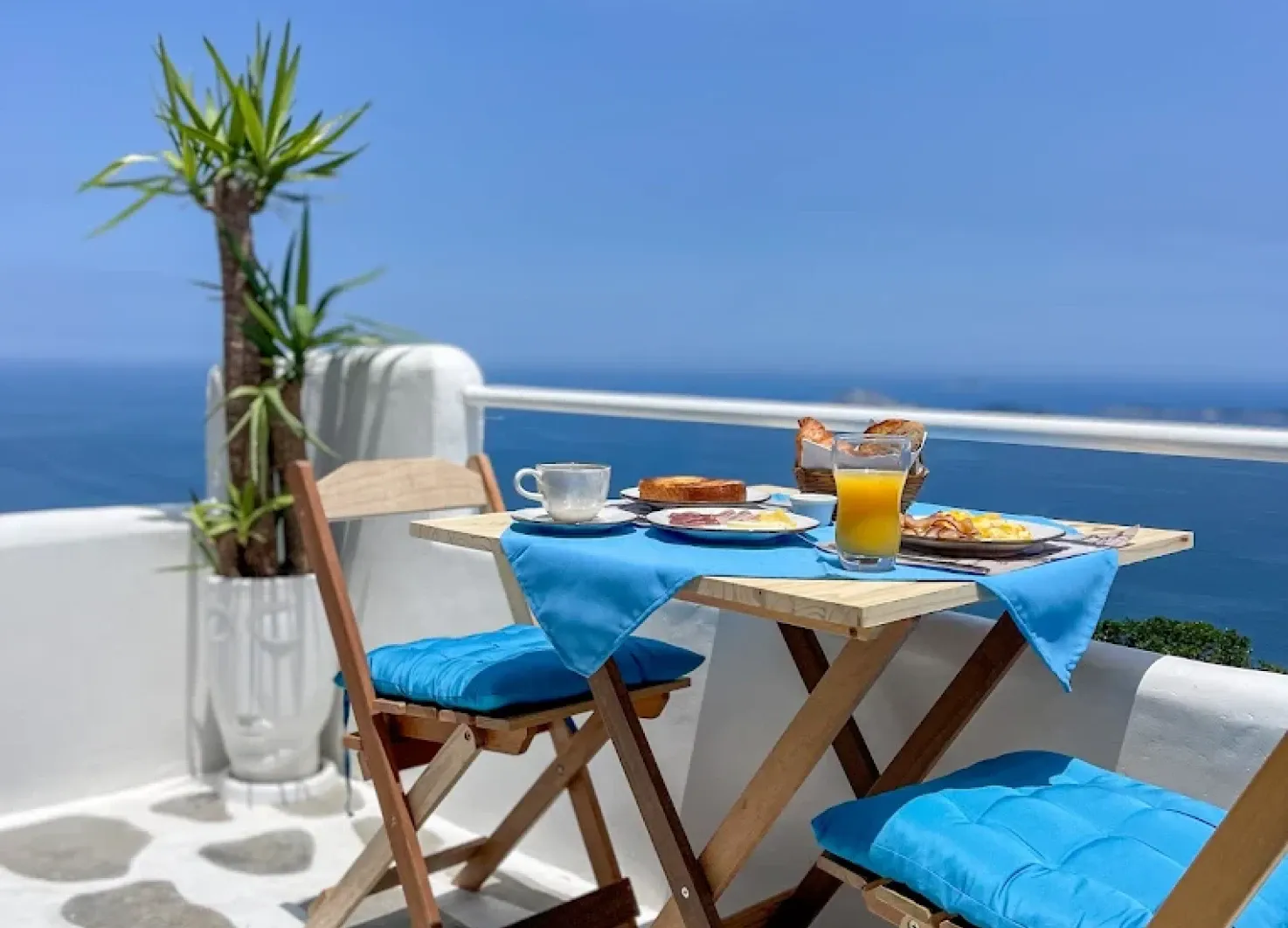 Vidigal Sunset · 2 drinks + dessert – Coffee & Sea
