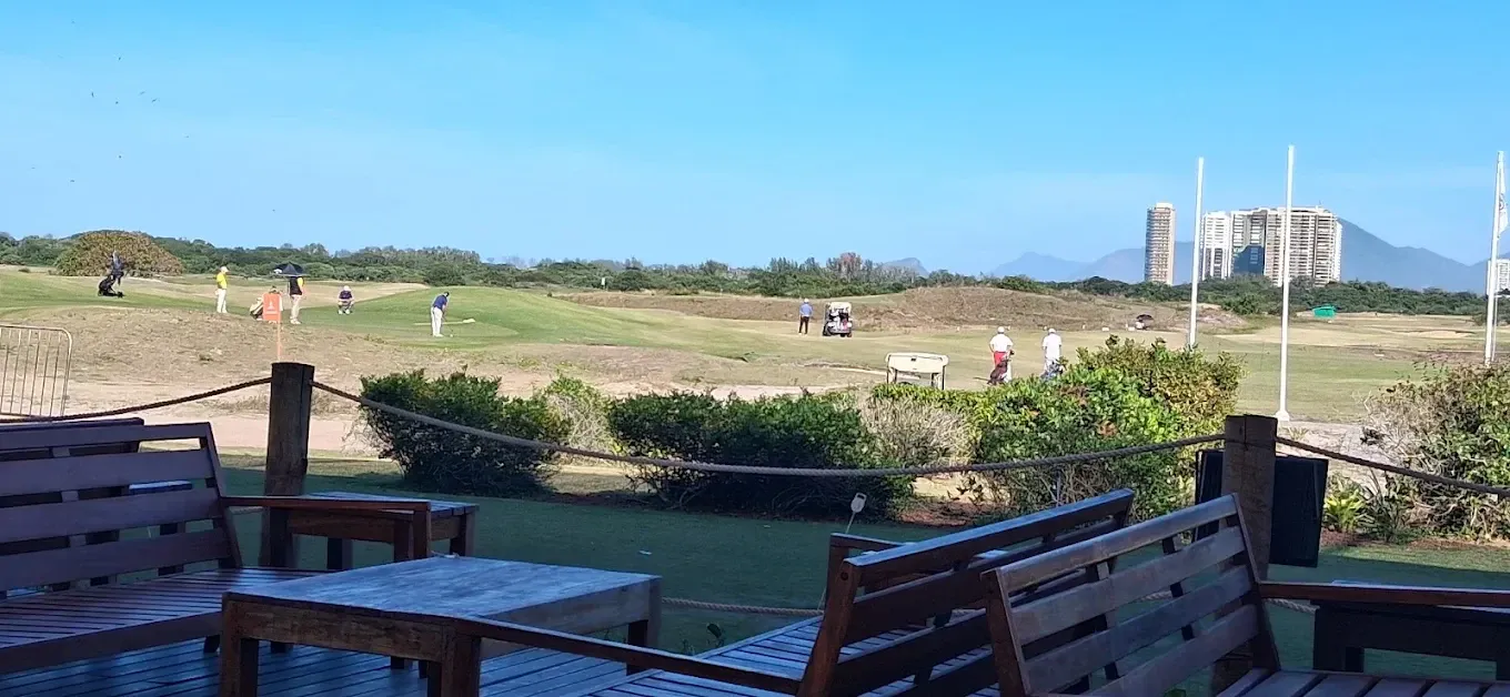 Golf Bar