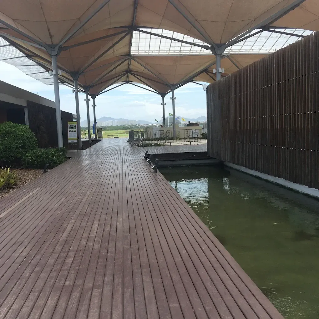Golf Bar