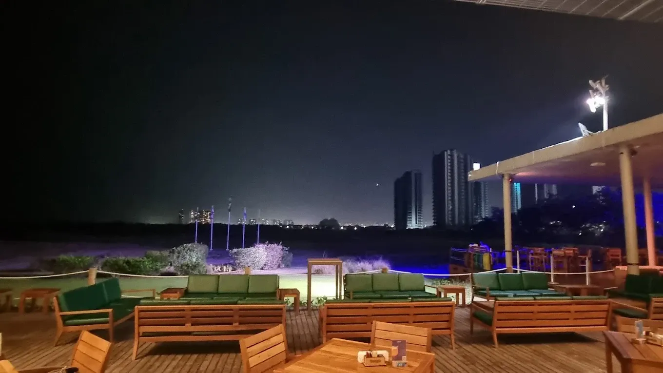 Golf Bar